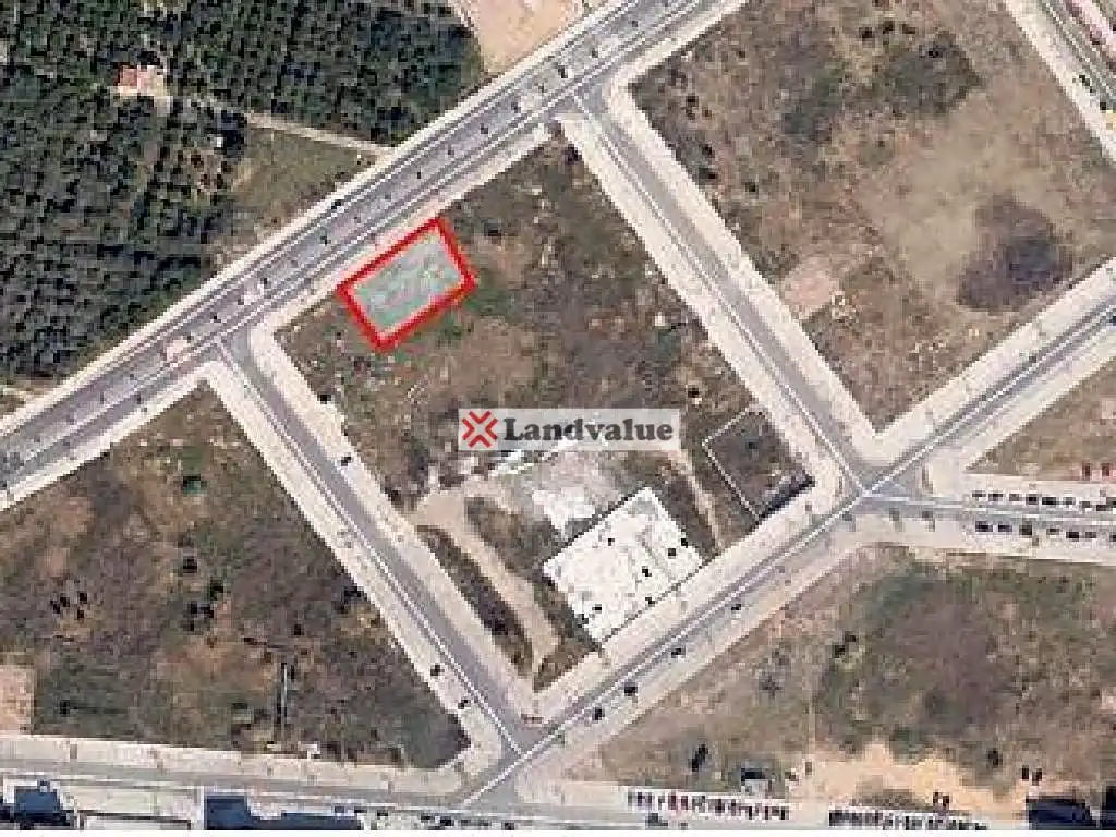 Terreny residencial en venda a Casc Urbà, imagen 2