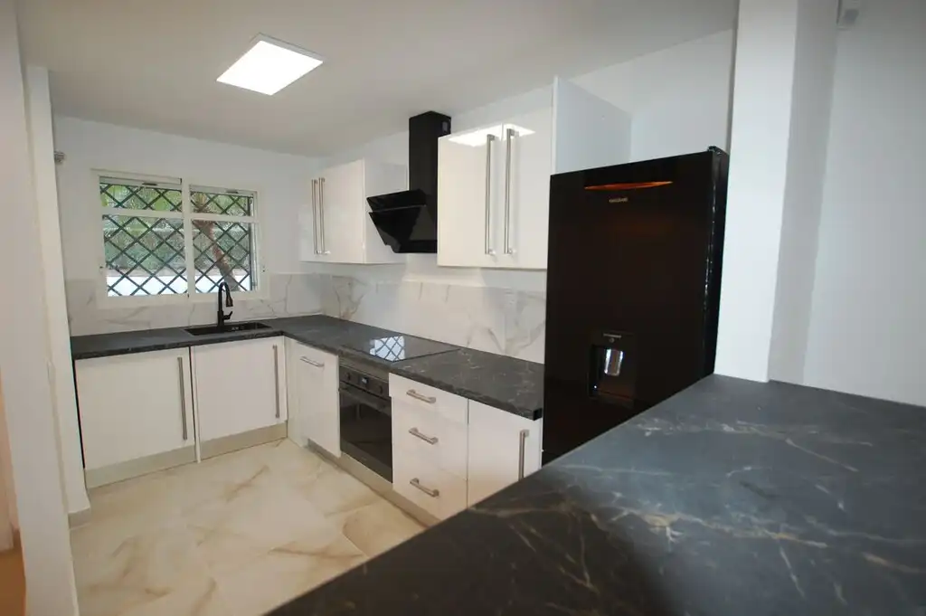 Home with pool for sale in Nueva Andalucía, imagen 17
