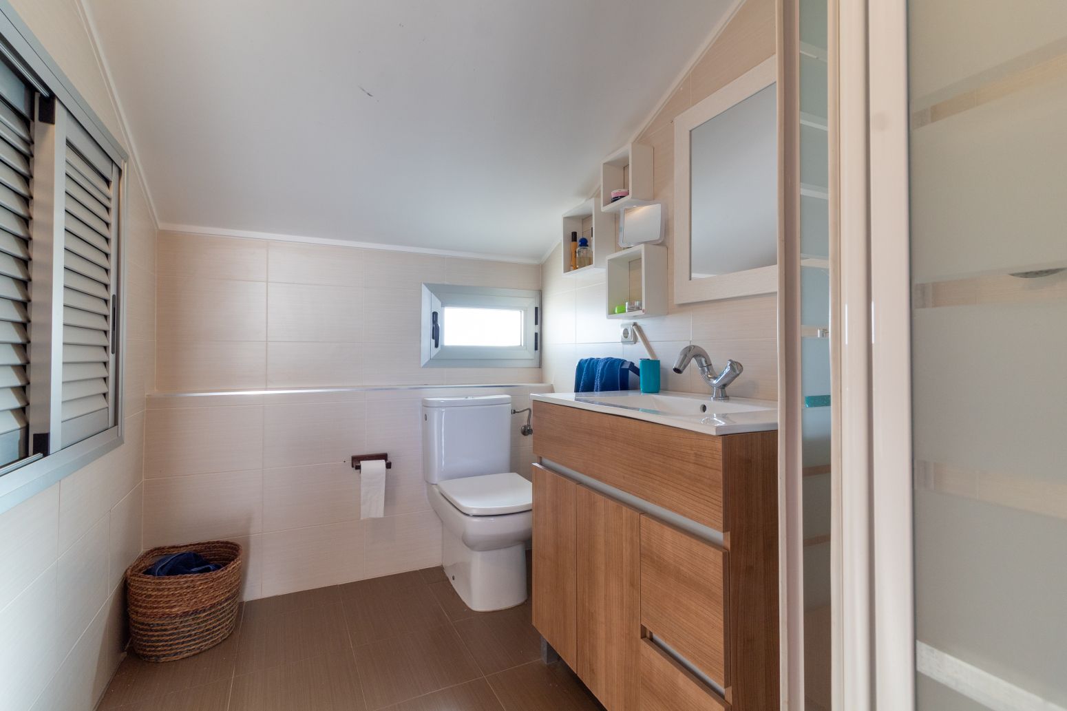 Bathroom of Flat for sale in Puçol  with Air Conditioner, Heating and Terrace