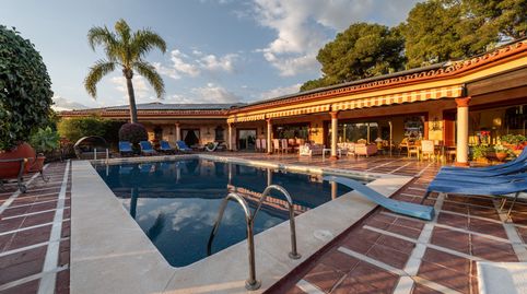 Foto 2 de Finca rústica en venta en El Paraíso, Benahavís