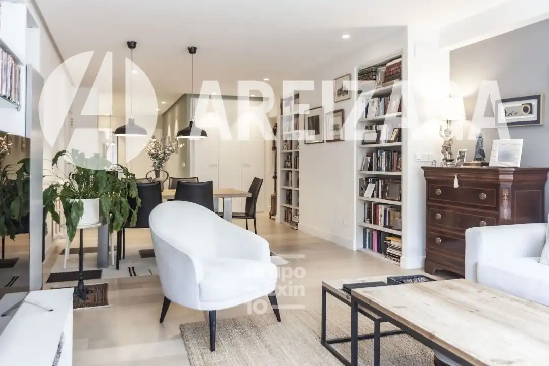 Piso en venta en Bergara Kalea, Área Romántica