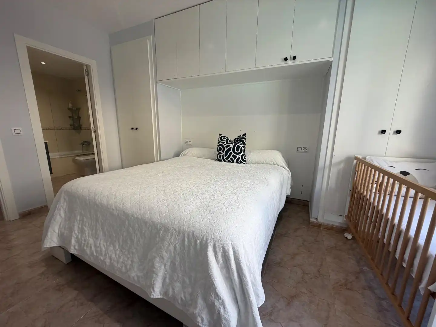 Habitación de Planta baja en venta en Llagostera con Calefacción, Terraza y Trastero