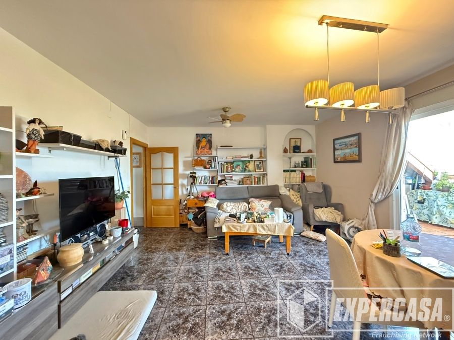 Sala d'estar de Àtic en venda en Llíria amb Aire condicionat, Terrassa i Traster