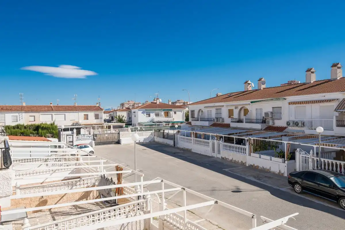 Casa pareada con terraza en venta en Calle Biar, imagen 20