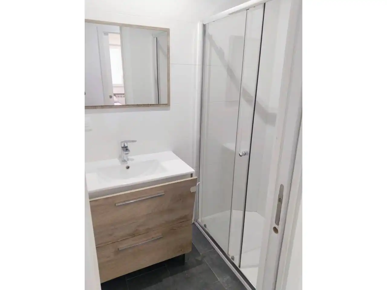 Bathroom of Flat for rent in Burgos  with Heating and Furnished