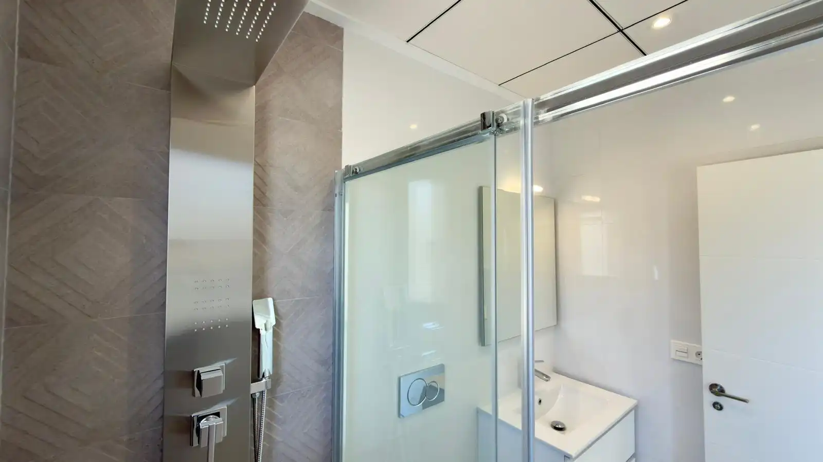 Chalet con terraza en venta en Calle Milan, imagen 61