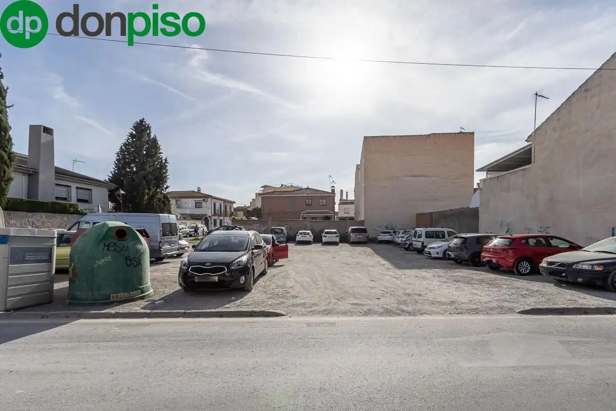 Parkplatz von Residential zum Verkauf in Churriana de la Vega