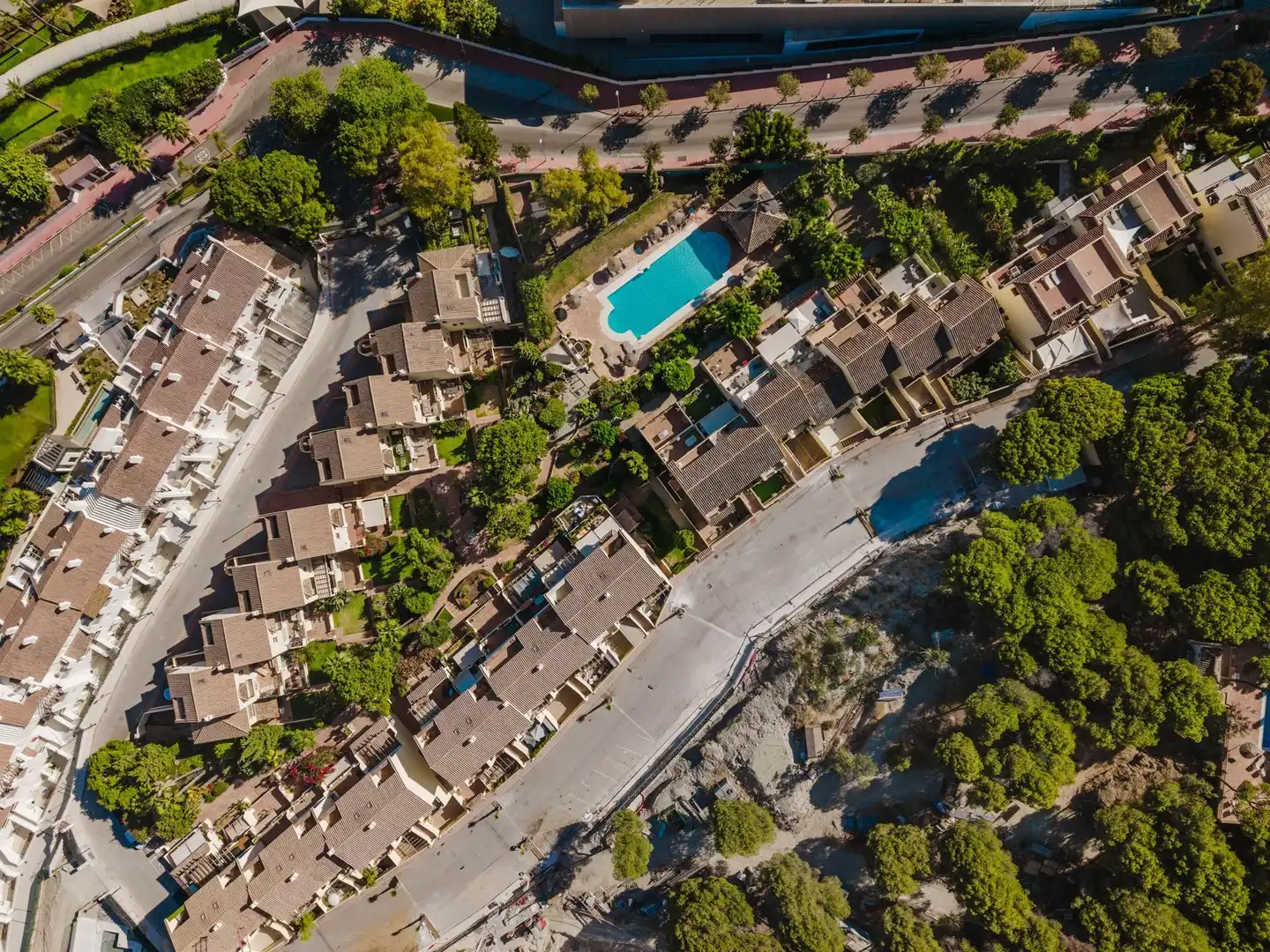 Exterior view of Houses for sale in Marbella  with Air Conditioner, Terrace and Community pool