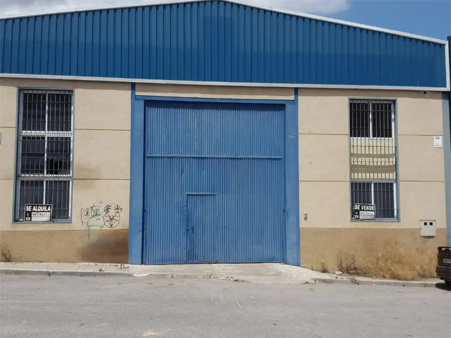 Exterior view of Industrial buildings for rent in Loja