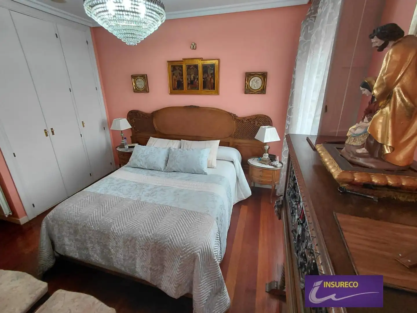 Habitación de Ático en venta en León Capital  con Calefacción, Terraza y Amueblado