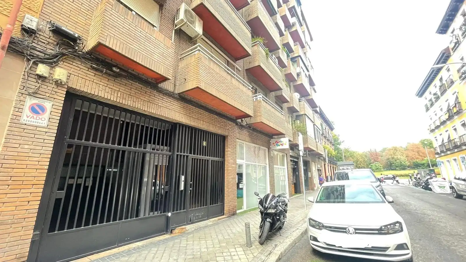 Garatge de lloguer a Calle de Juan Duque, Imperial