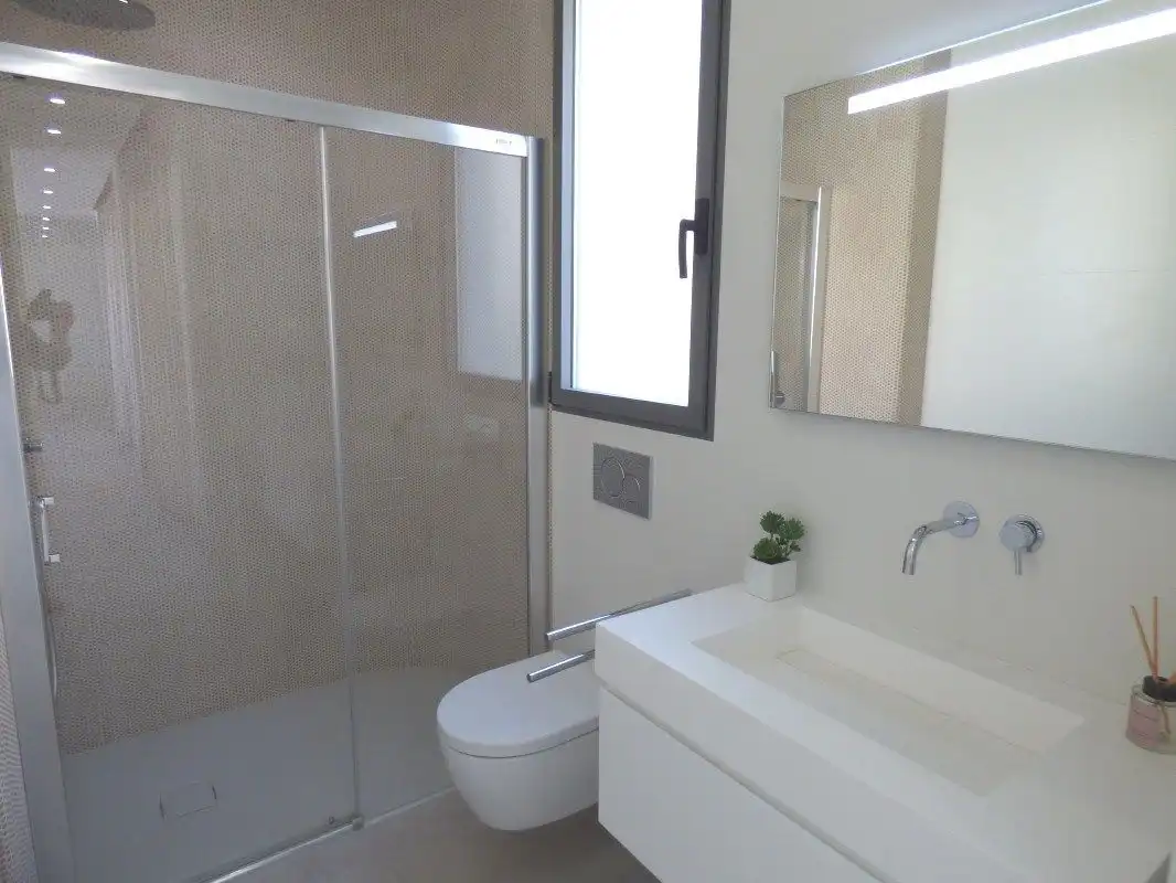 Villa con piscina in vendita a Golf Bahía, imagen 12