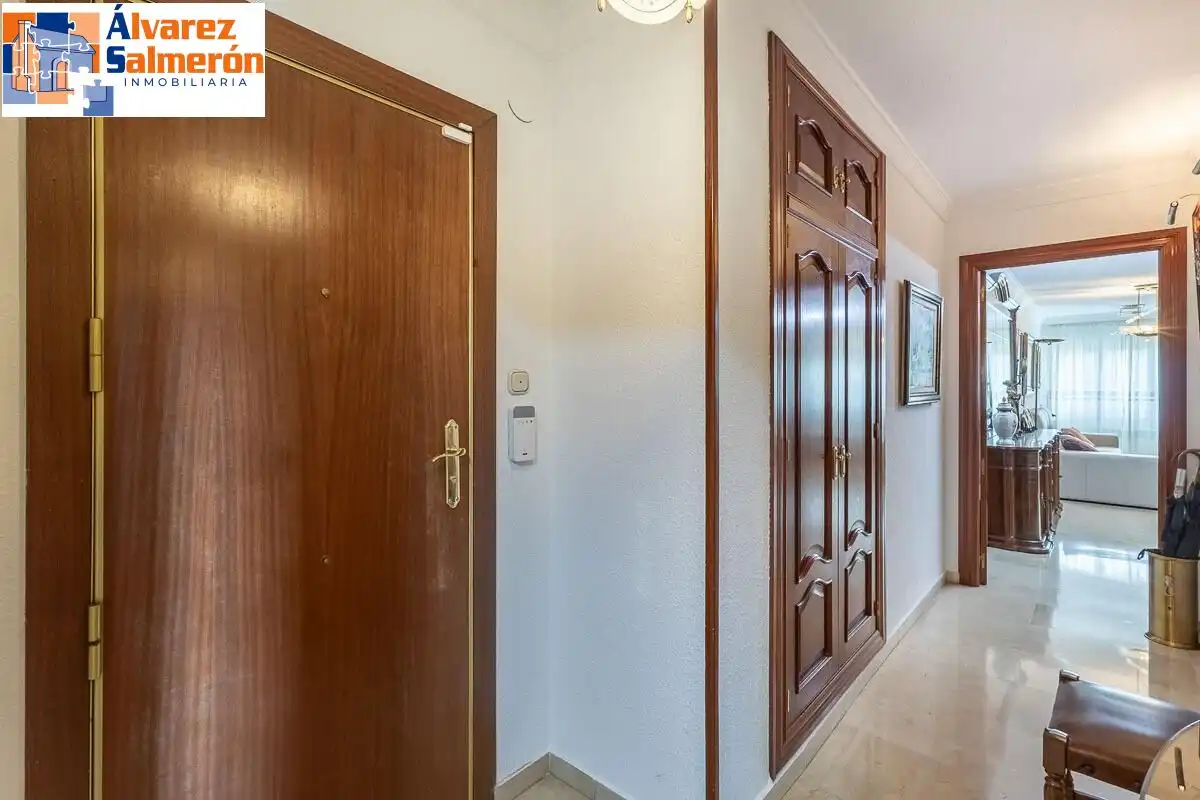 Appartamento con ascensore in vendita a Calle ARQUITECTO JIMENEZ LACAL, imagen 27