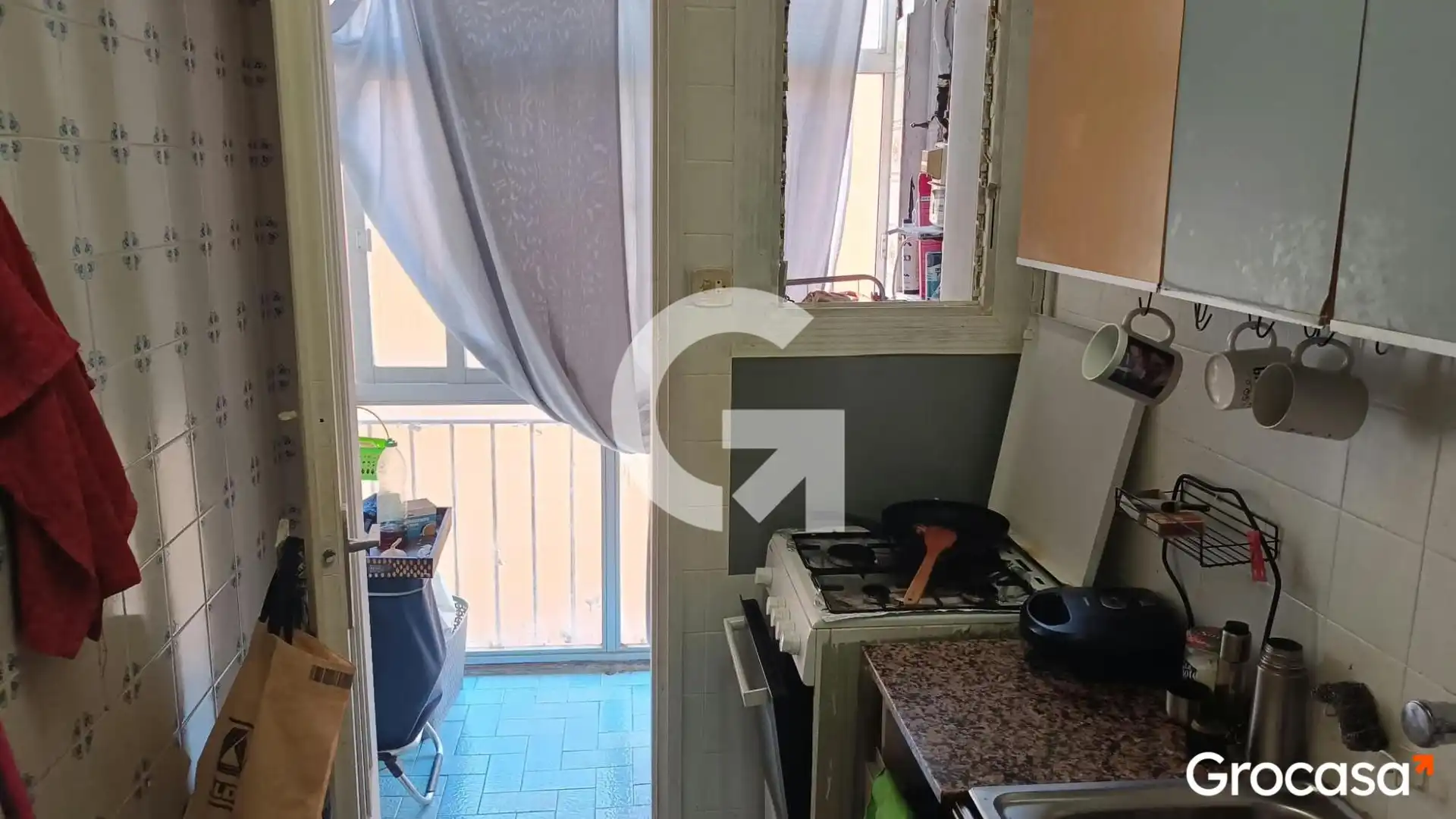 Kitchen of Flat for sale in Mataró  with Oven, Washing machine and TV