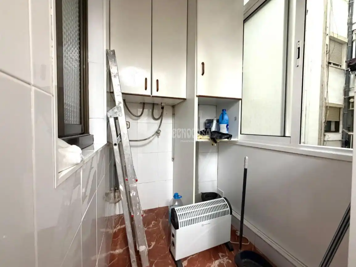 Dormitori de Pis en venda en Badalona amb Aire condicionat, Calefacció i Balcó