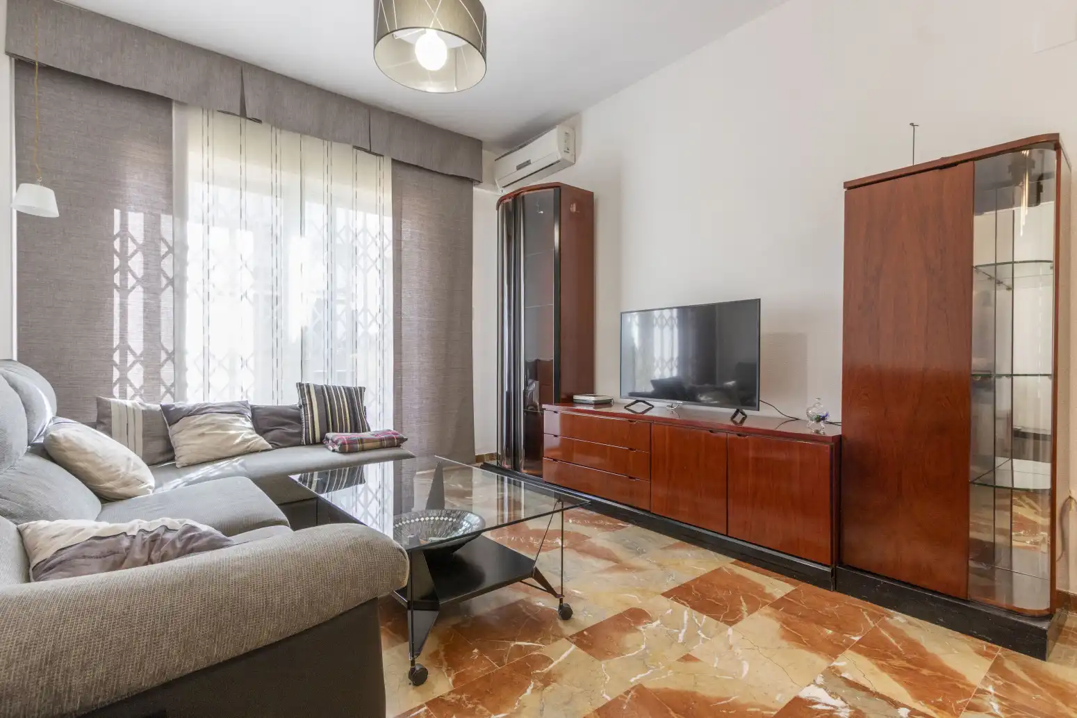 Sala de estar de Casa o chalet de alquiler en Vinalesa con Aire acondicionado, Terraza y Amueblado