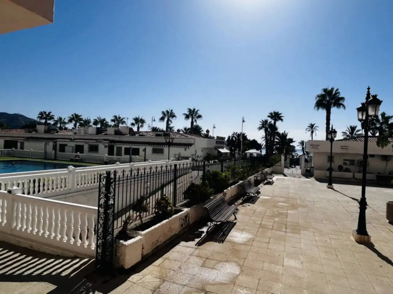 Vista exterior de Piso de alquiler en Almuñécar con Aire acondicionado, Terraza y Amueblado