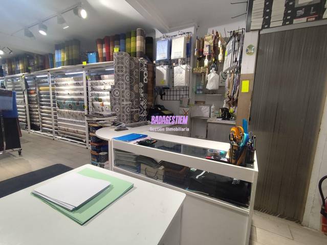 Local comercial en Alquiler en Centre