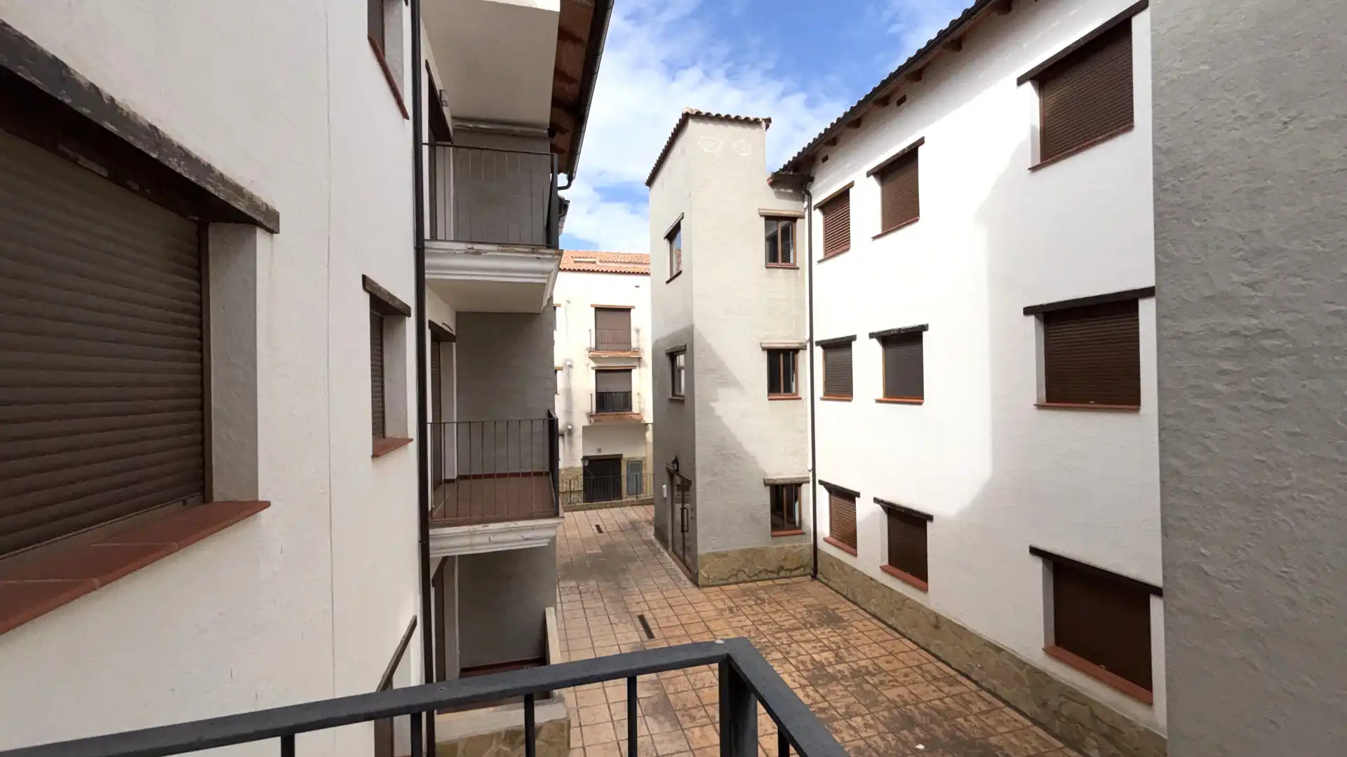 Außenansicht von Wohnung zum Verkauf in Manzanera mit Balkon