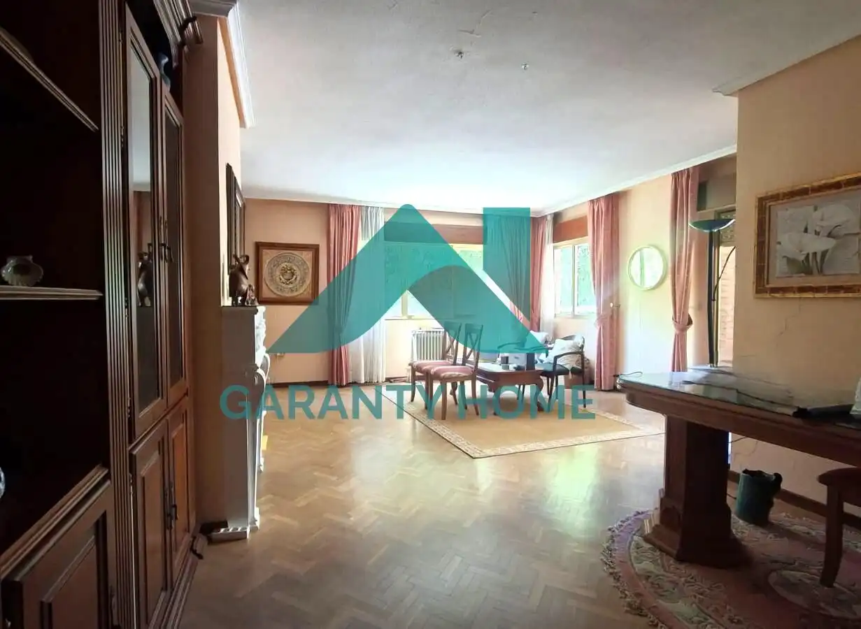 Sala de estar de Piso en venta en Cáceres con Calefacción, Parquet y Terraza