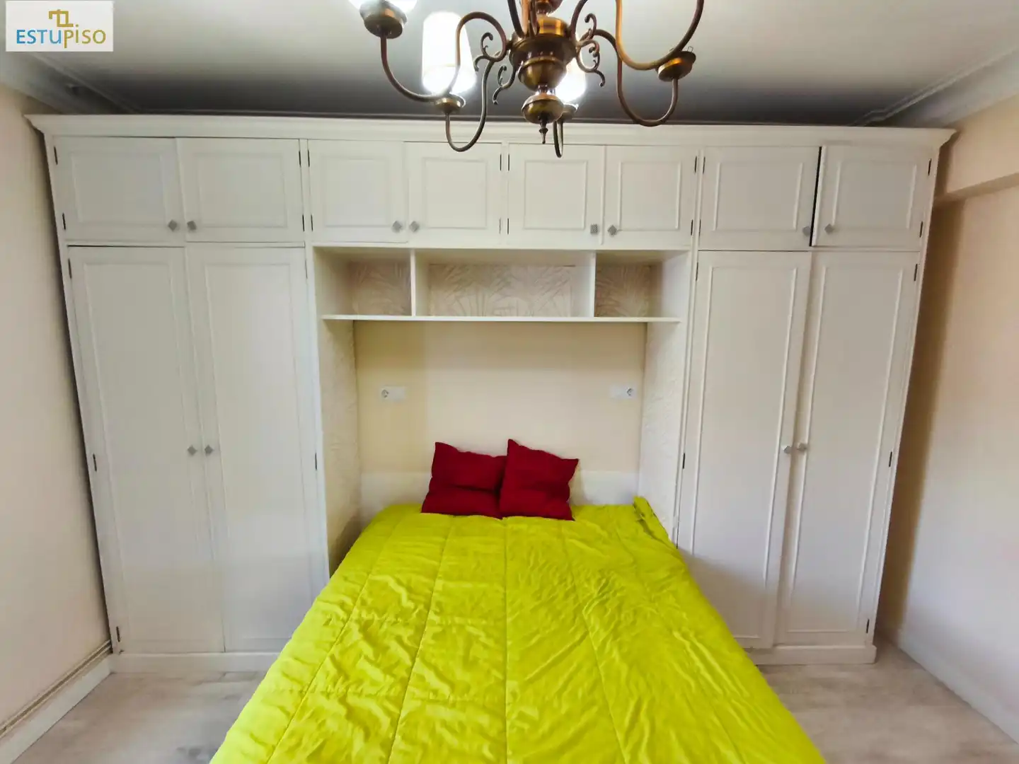 Bedroom of Flat for sale in Vitoria - Gasteiz  with Heating, Storage room and Furnished