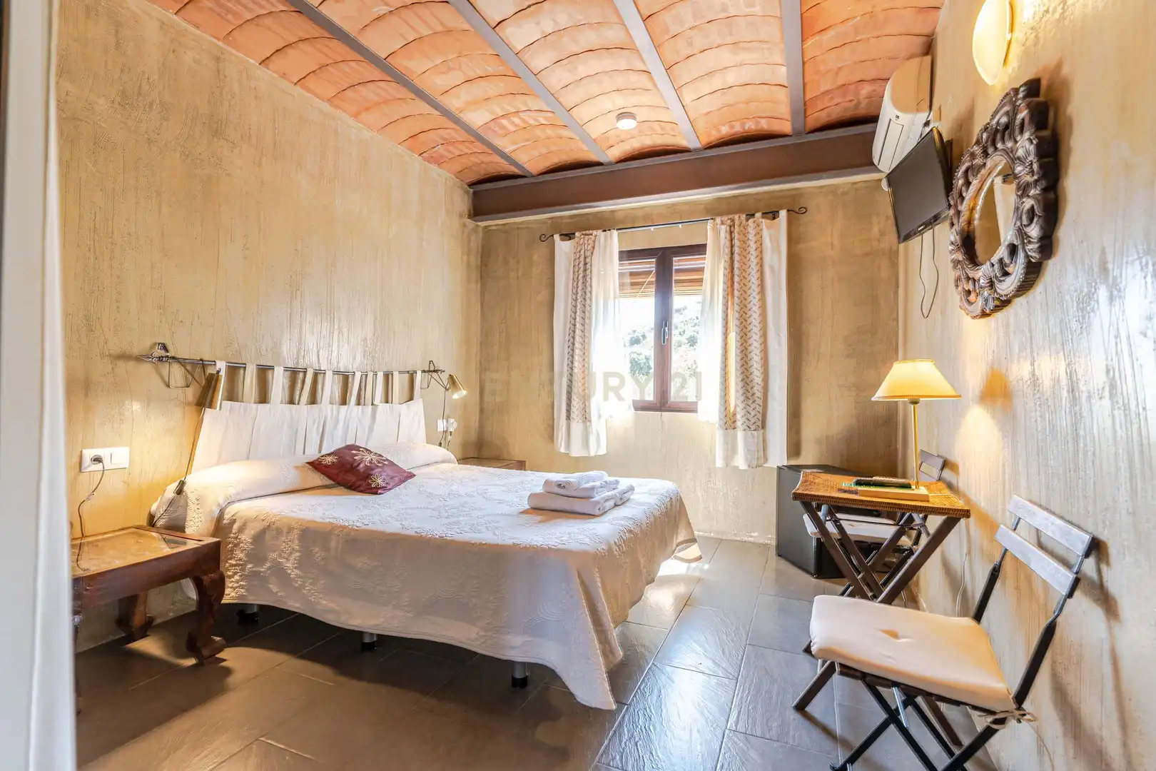 Bedroom of Houses for sale in Pinos Genil  with Air Conditioner, Private garden and Furnished