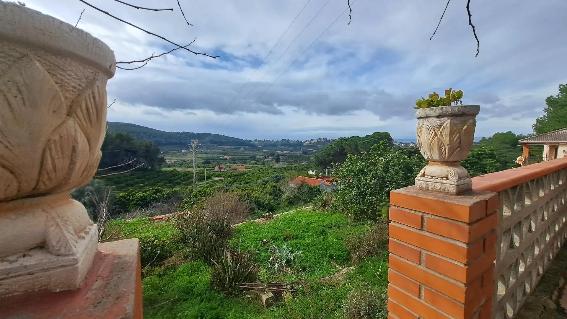 Exterior view of Houses for sale in Alzira  with Terrace, Storage room and Swimming Pool