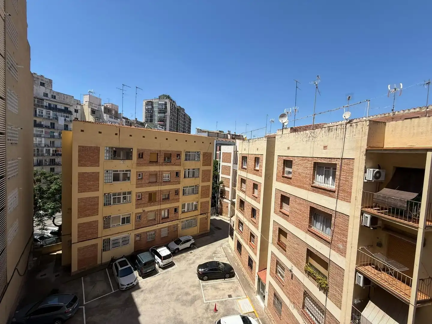 Vista exterior de Pis en venda en Tarragona amb Calefacció i Parquet