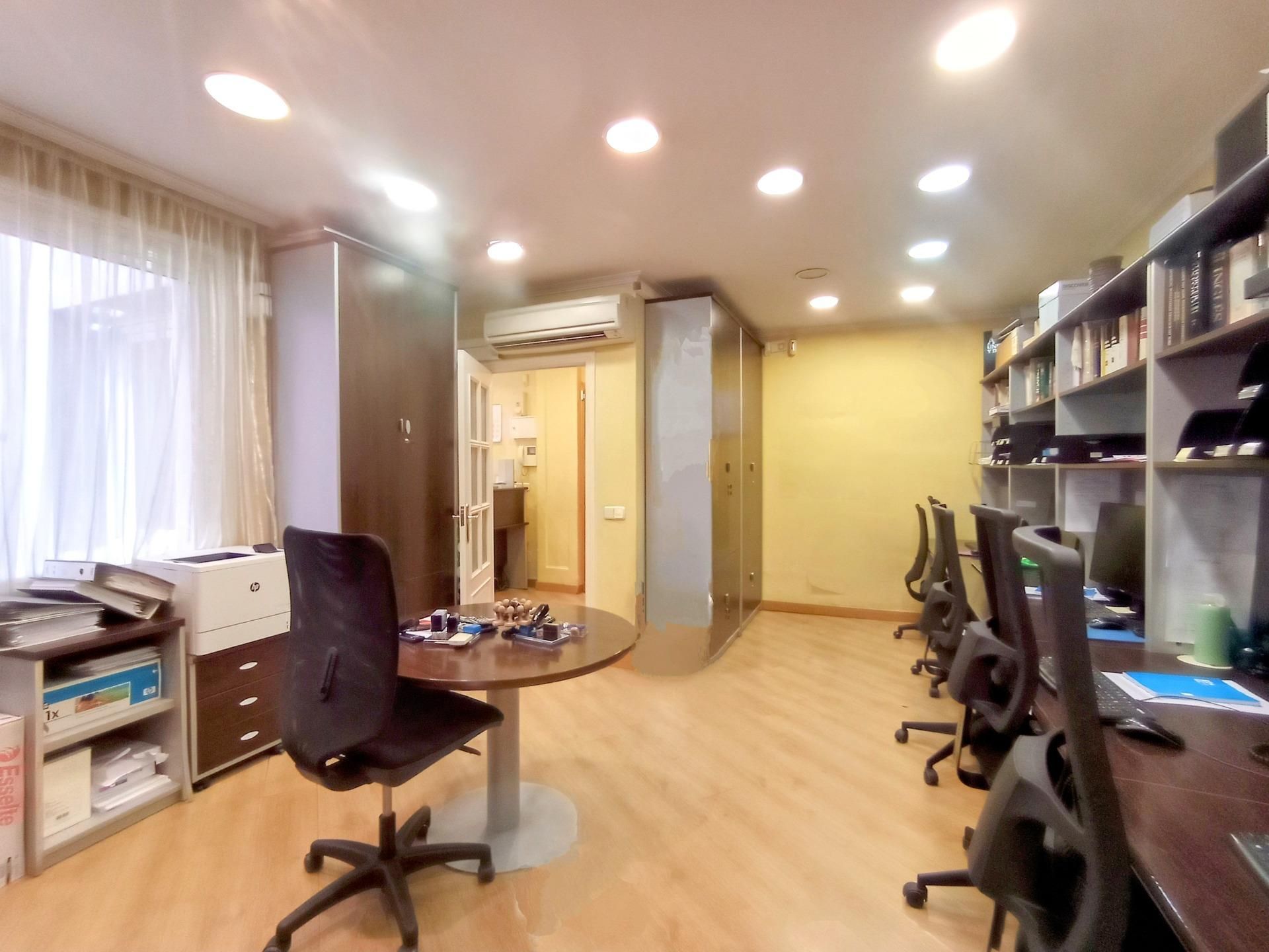 Office for sale in  Madrid Capital  with Air Conditioner and Heating