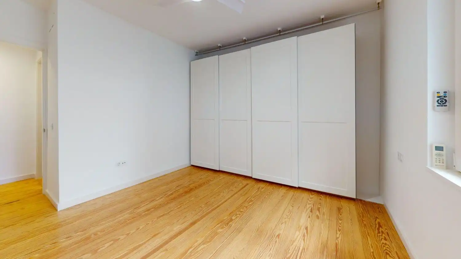 Schlafzimmer von Wohnung zur Miete in Casco Antiguo