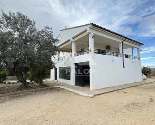 Exterior view of House or chalet for sale in La Pobla Llarga  with Air Conditioner and Terrace