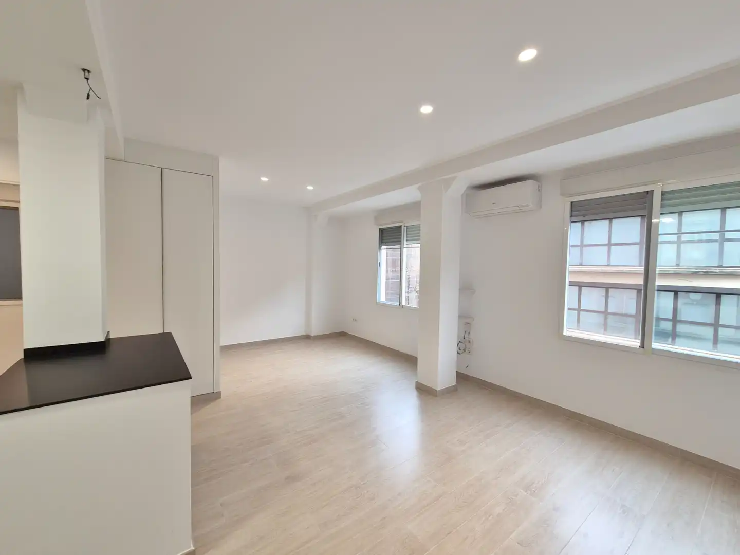 Sala de estar de Piso en venta en Valencia con Aire acondicionado, Parquet y Horno
