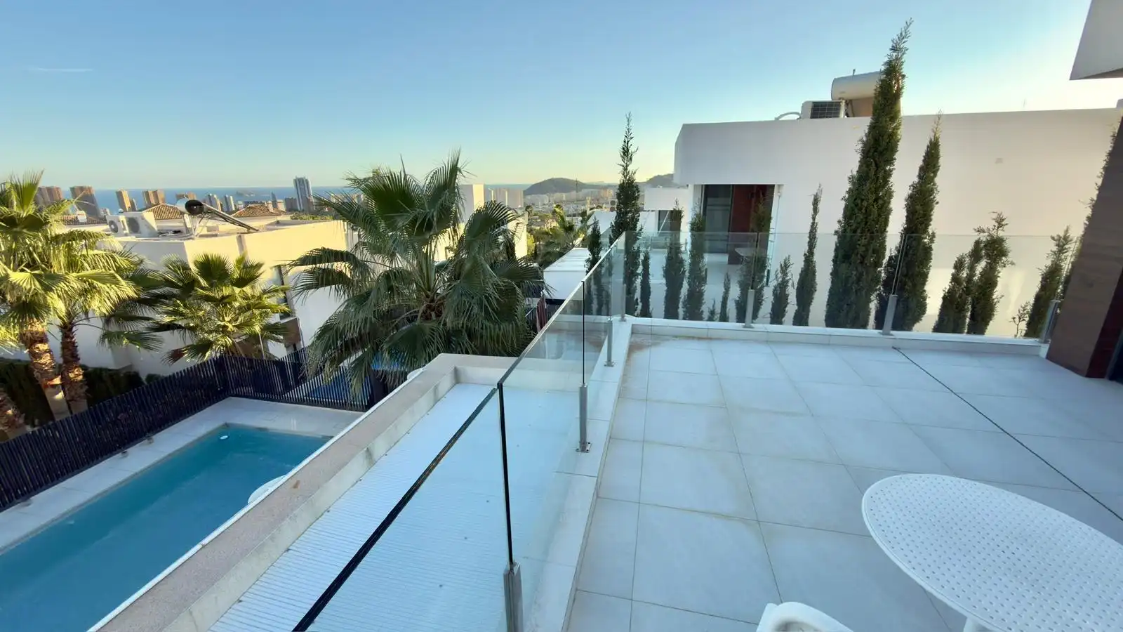 Terraza de Casa o chalet de alquiler en Finestrat con Aire acondicionado, Calefacción y Jardín privado