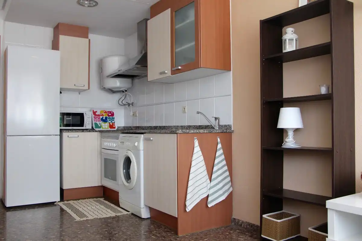Cocina de Piso de alquiler en Alfara del Patriarca con Terraza y Amueblado