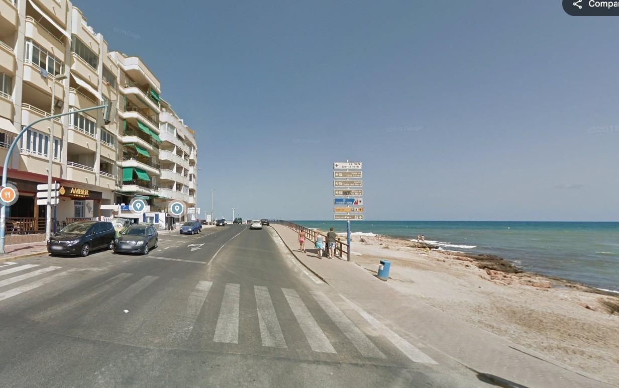 Exterior view of Flat to rent in Torrevieja  with Balcony