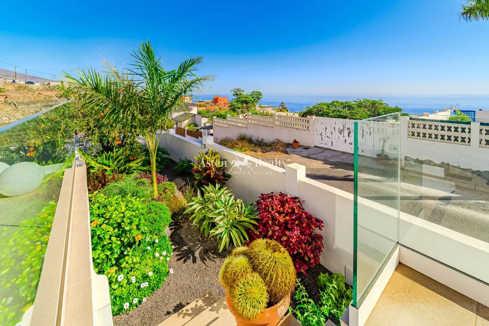 Vista exterior de Casa o chalet en venta en Candelaria con Aire acondicionado, Calefacción y Jardín privado