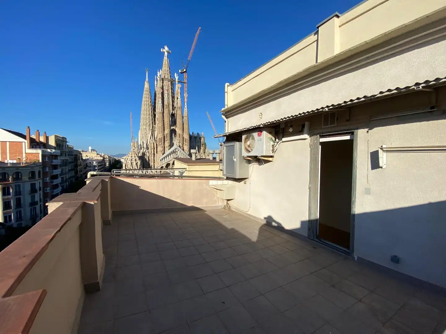 Penthouse mit Aufzug zum Verkauf in Eixample