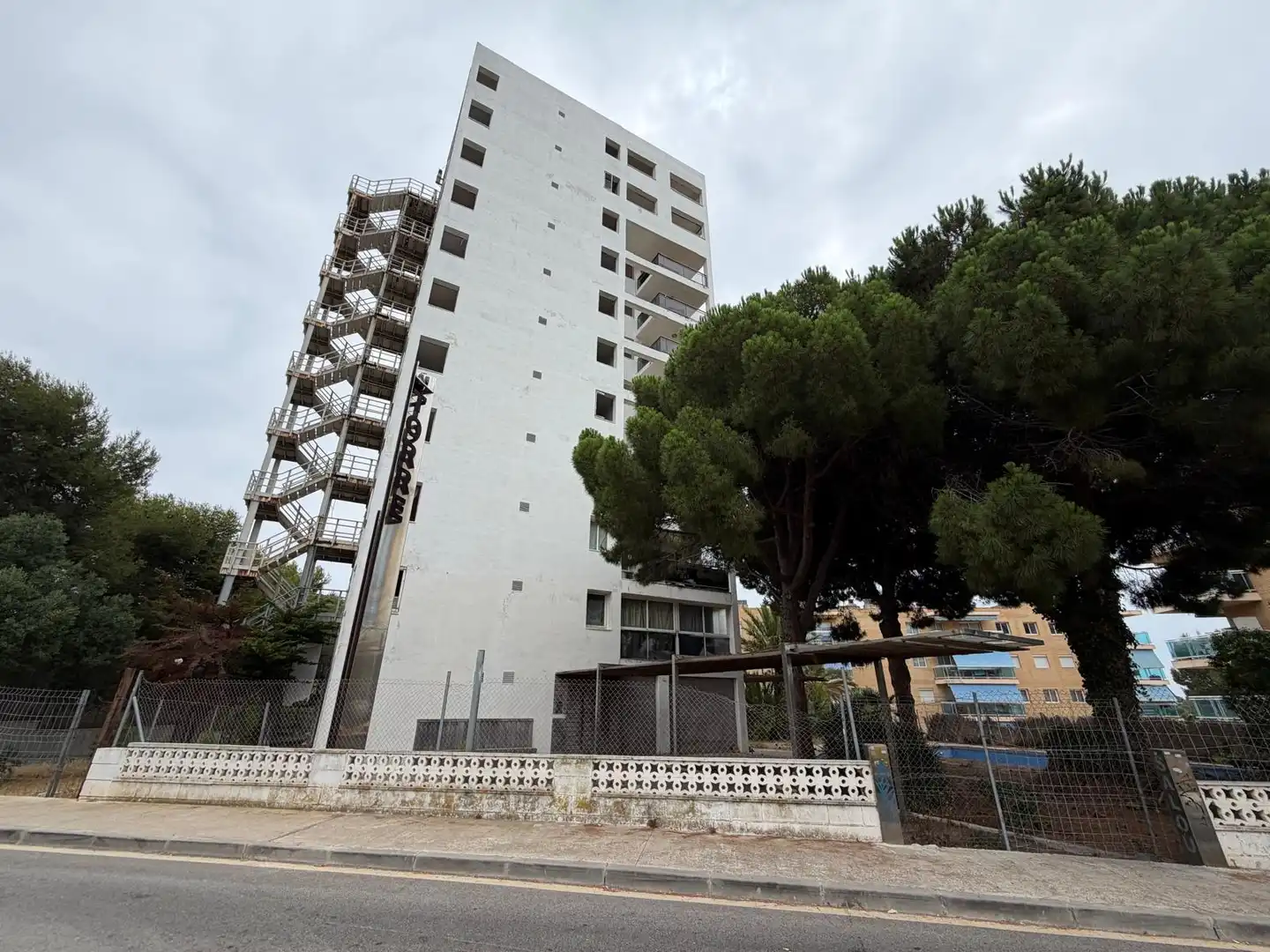 Vista exterior de Local en venta en Salou