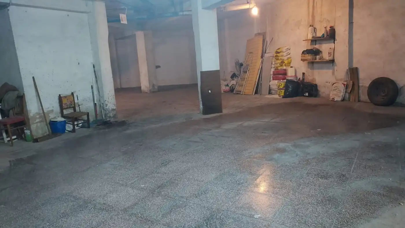 Garaje grande en el centro pegada a plaza de toros, imatge 4