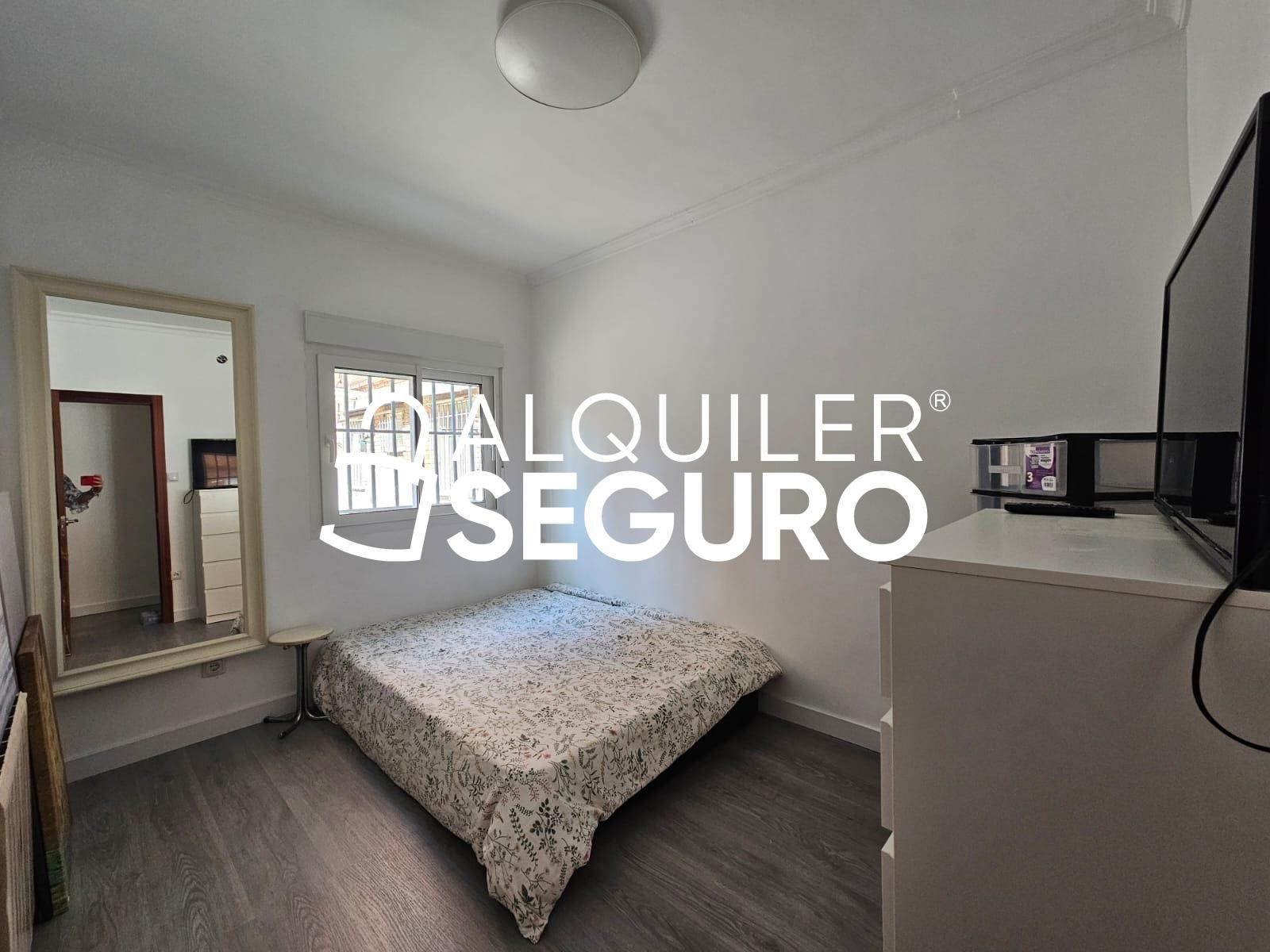 Bedroom of Flat to rent in  Madrid Capital  with Air Conditioner, Heating and Furnished
