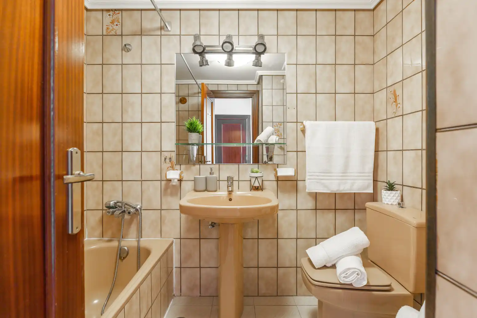 Baño de Piso en venta en  Pamplona / Iruña con Calefacción, Parquet y Trastero