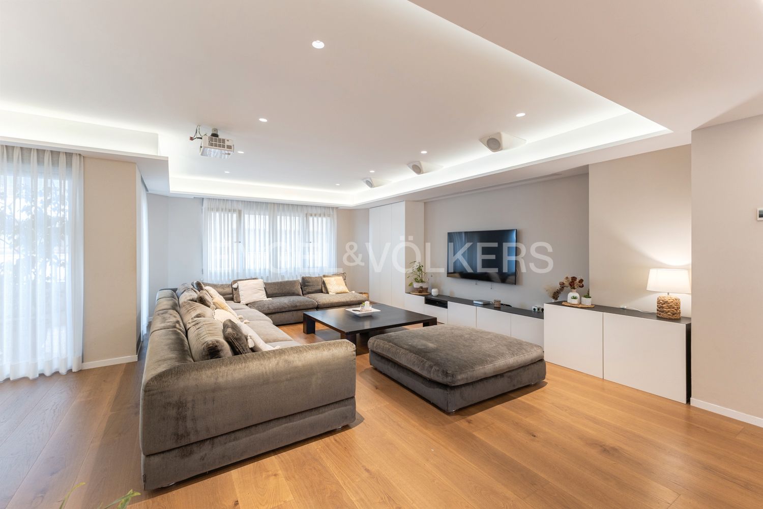 Living room of Apartment for sale in  Valencia Capital  with Air Conditioner, Heating and Parquet flooring
