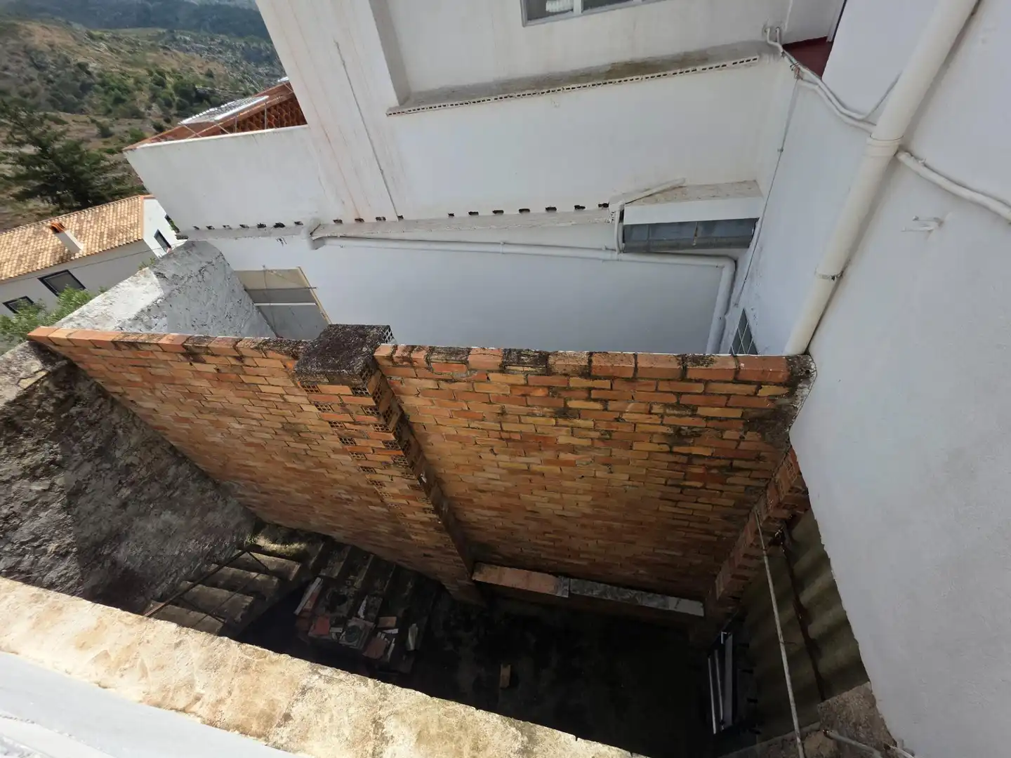 Terrassa de Casa adosada en venda en La Vall de Gallinera amb Terrassa, Traster i Balcó