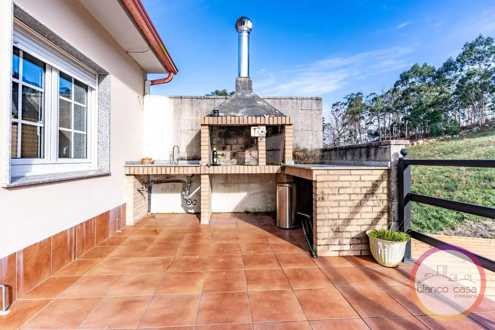 Terrassa de Casa o xalet en venda en Malpica de Bergantiños amb Calefacció, Terrassa i Traster