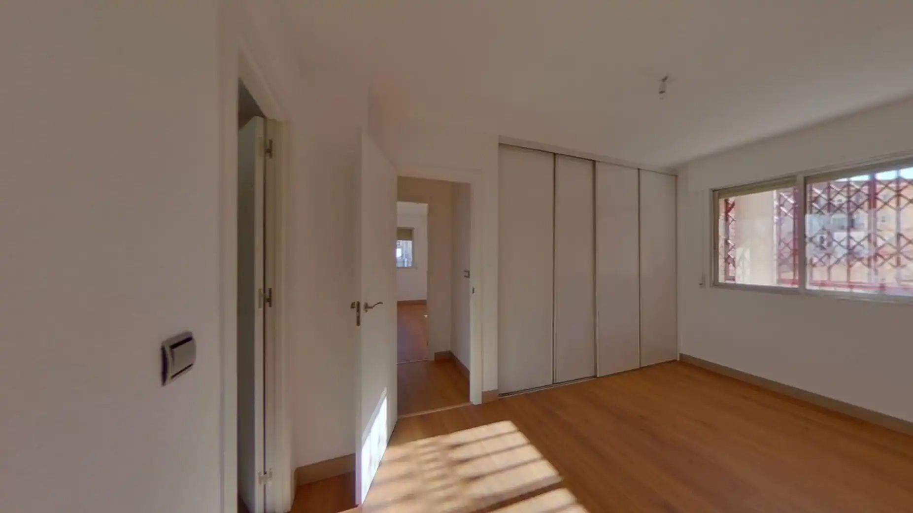 Habitación de Piso en venta en Murcia con Balcón