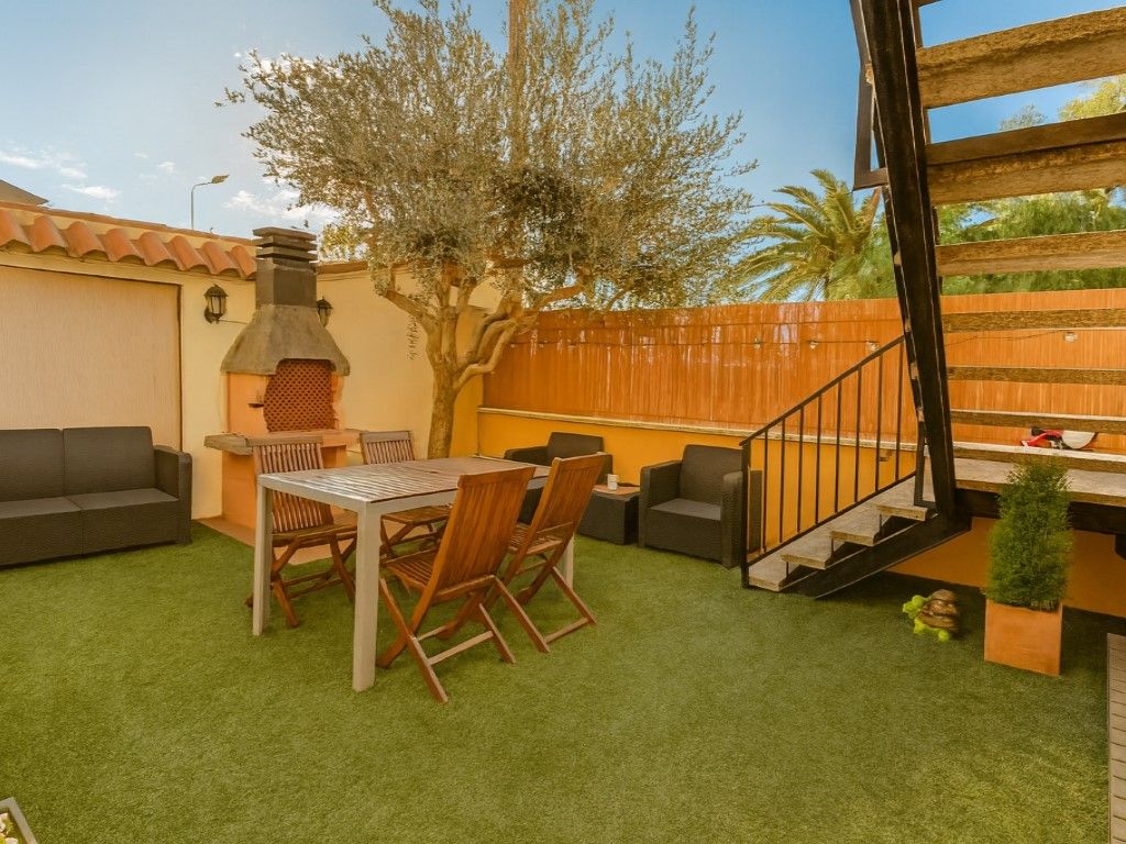 Flat for sale in Barrio Rovira, La, Cal Rubió