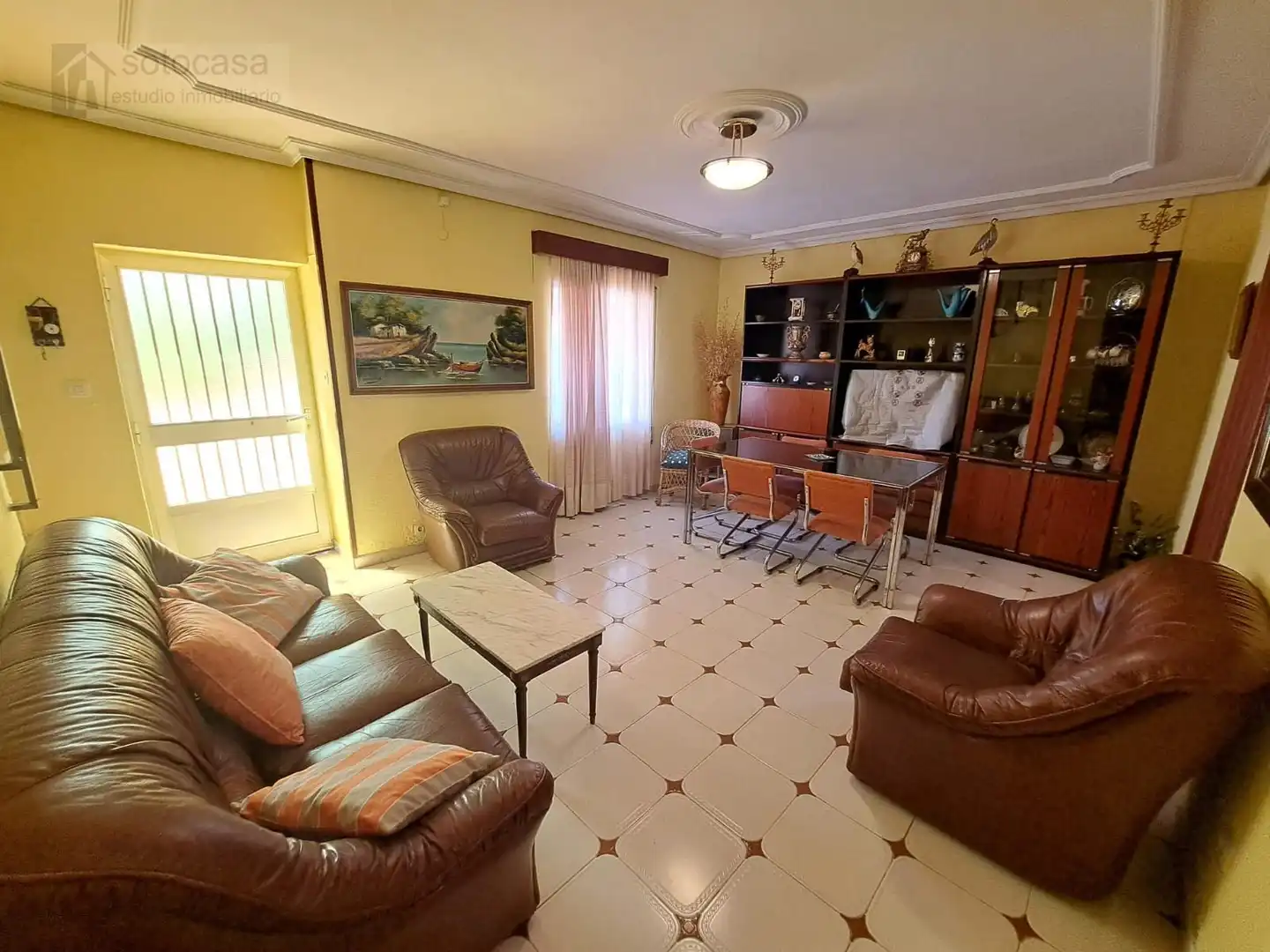 Sala d'estar de Casa o xalet en venda en Valladolid amb Calefacció