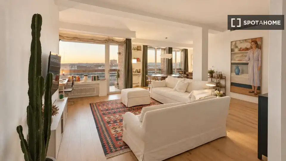 Appartamento con terrazza in affitto a Chamberí