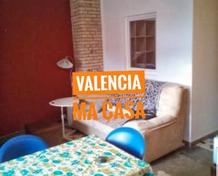 Bedroom of Flat to rent in  Valencia Capital  with Air Conditioner and Balcony