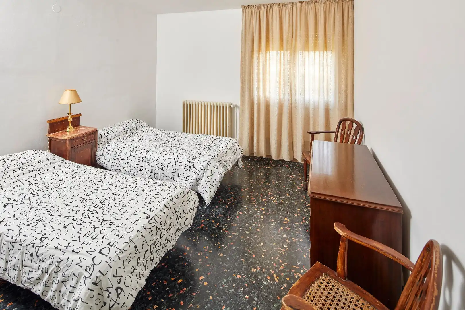 Habitación de Finca rústica en venta en Cassà de la Selva con Jardín privado, Terraza y Trastero